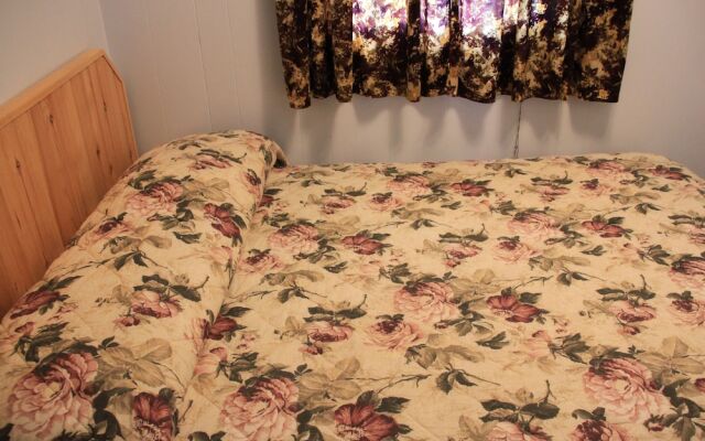 Rustico Acres Cottages