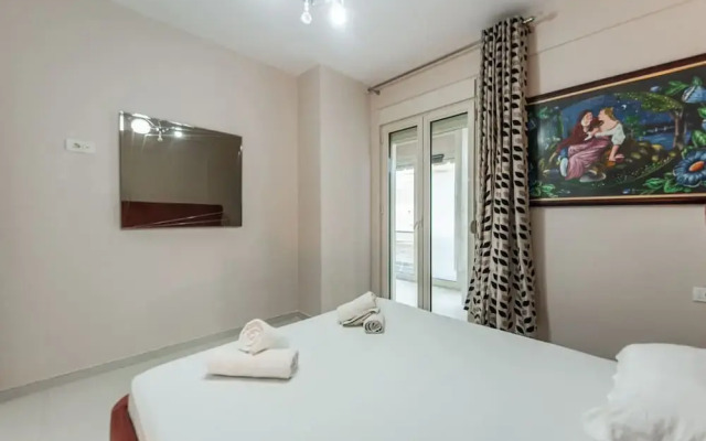 Stylish Apartment by the Beach Free Parking