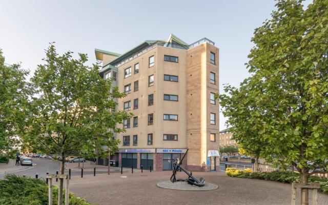 403 Portland Gardens Penthouse Apartment