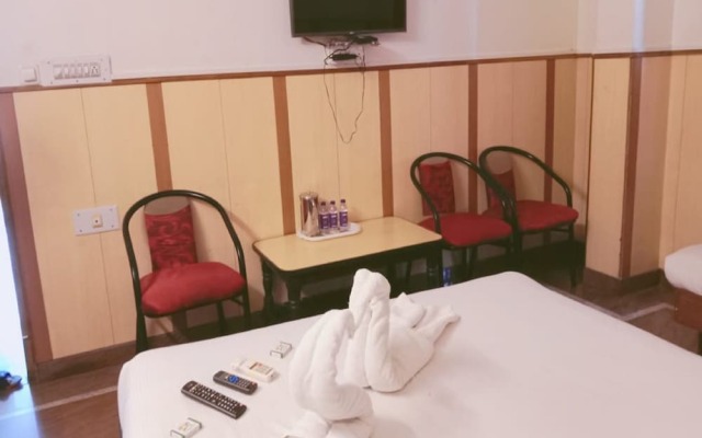 Hotel Shivaals Residency