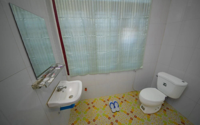 Thit Sar Shin Guest House