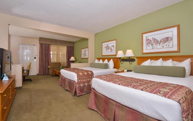 Best Western Plus King's Inn & Suites