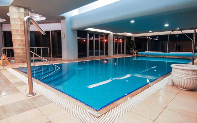 Royal Spa Residence