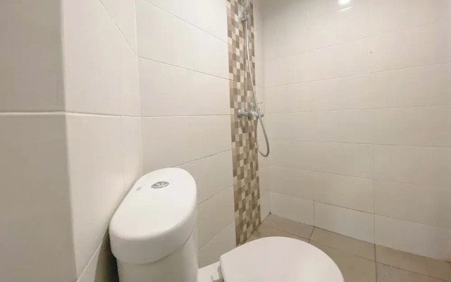 Well Furnished Studio At The Alton Apartment