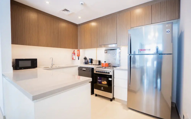 Nasma Luxury Stays - 52 42 Tower  1