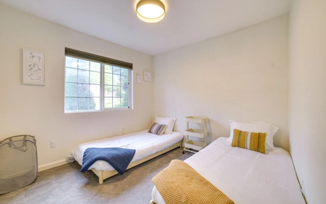 Issaquah Retreat Near Lake Sammamish State Park!