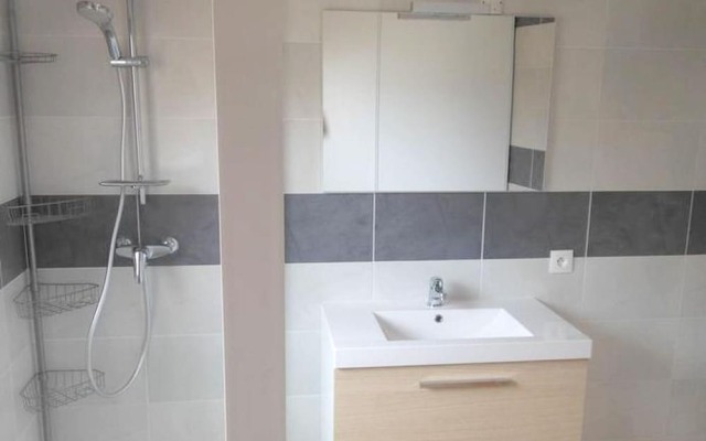 House With 3 Bedrooms in Blaye, With Enclosed Garden and Wifi