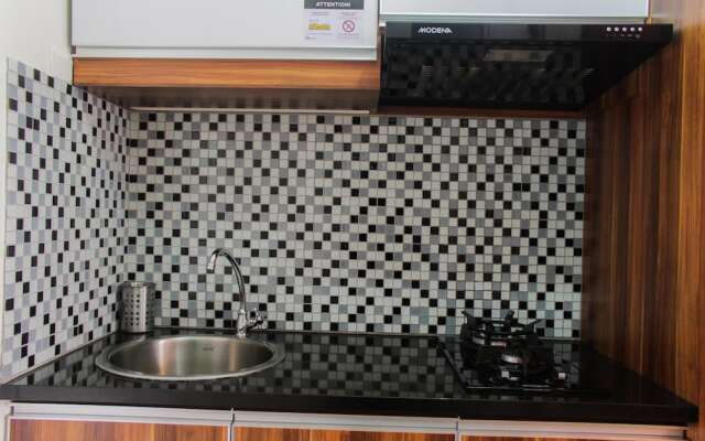 Stylish and Modern Studio Apartment at Bintaro Plaza Residence
