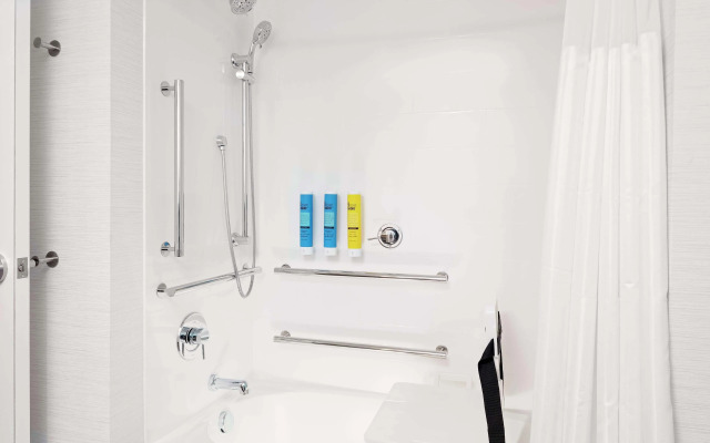 Tru By Hilton Cleveland Midtown