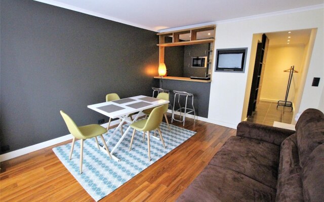 Modern Apartment 1 Bedroom/1 Bathroom in a Palm Beach Area