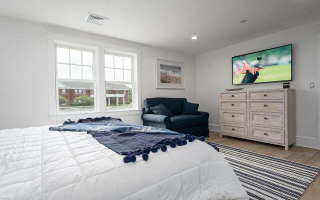 Thomas Sea Suites at Harbourtown