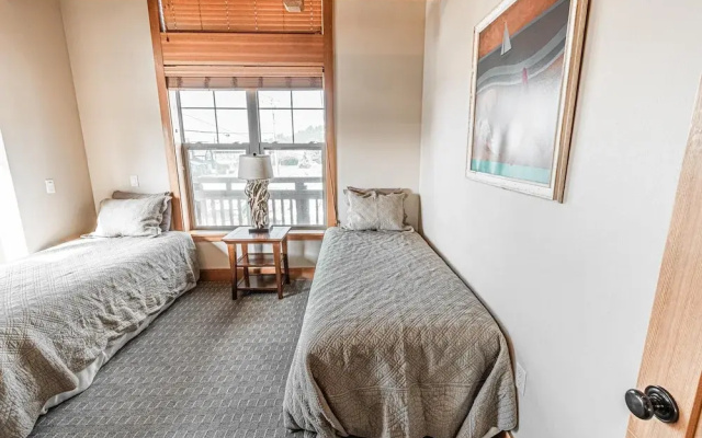 Lodges at Cannon Beach A1