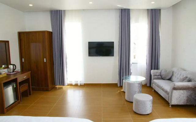 RedDoorz Premium Anh Duc Da Lat Hotel
