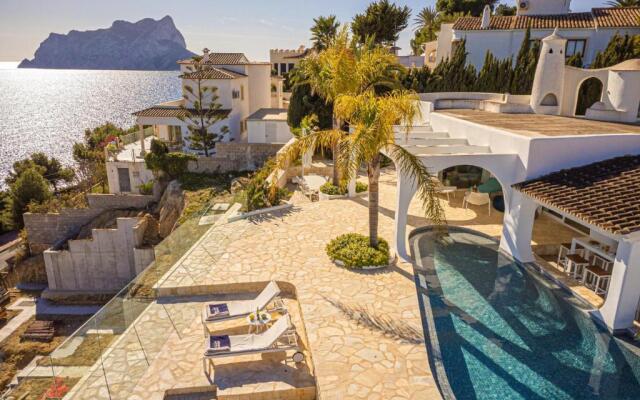 VERTIGO- Managed by Almarina