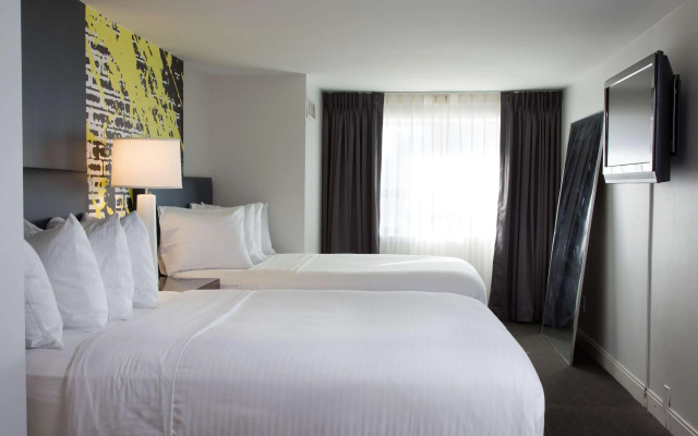 Comfort Inn & Suites Baltimore Inner Harbor