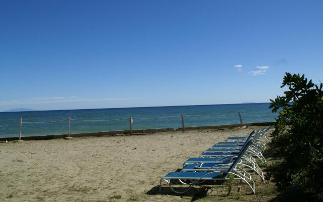 Attractive Villa in Moriani-Plage at Sea