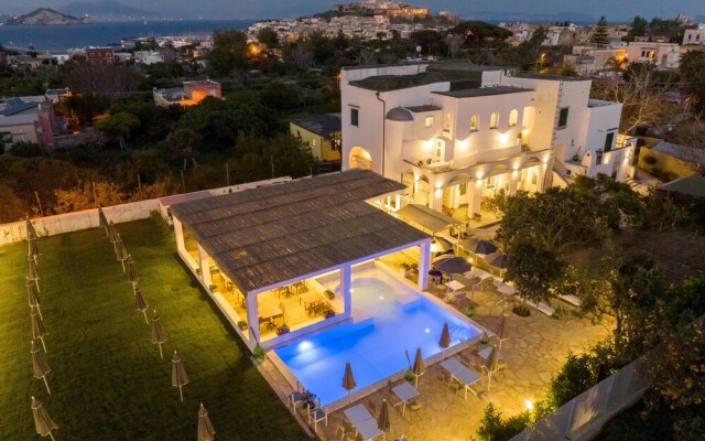 Calacala rooms, restaurant & farm experience