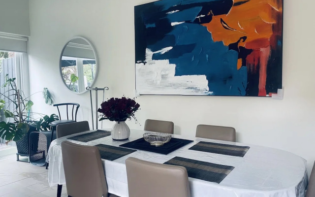 3 GrandKing executive Art living house