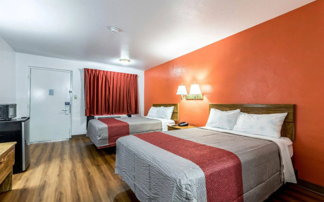 Motel 6 Attalla, AL