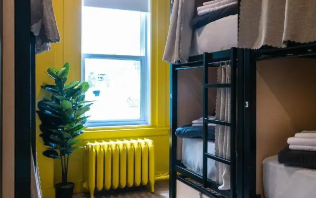 Qbeds Hostel