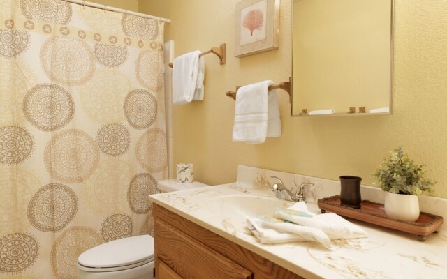 2166-alpine Adventure 5 Bedroom Home by RedAwning