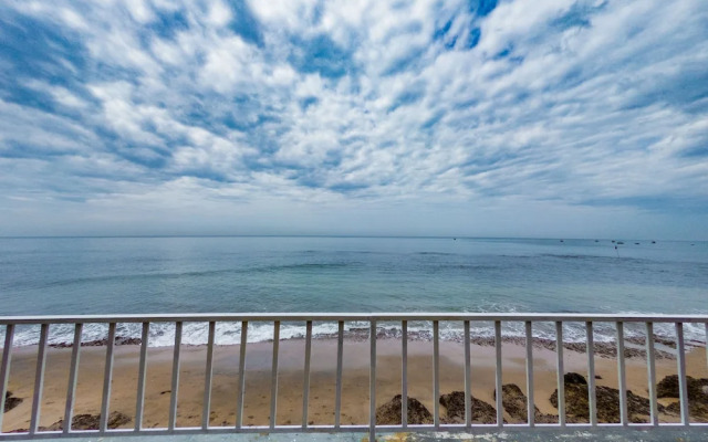 Vista Praia Beachfront Cottages