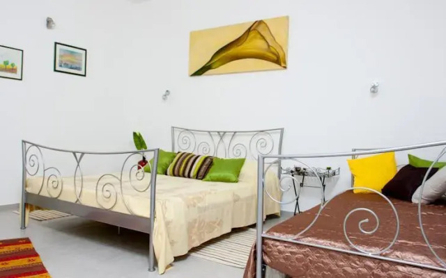 Apartments Karissa