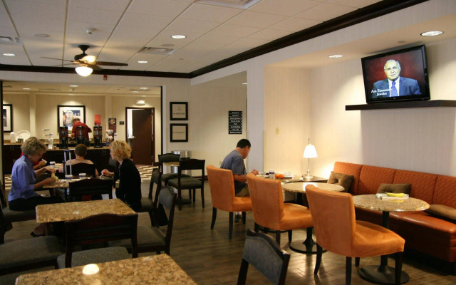 Hampton Inn Rochester Irondequoit