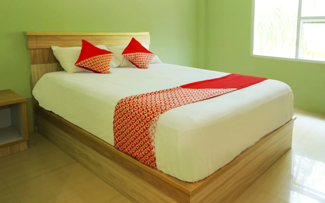 OYO 93145 Pondok Alam Syariah – Guest Rooms – Jakarta