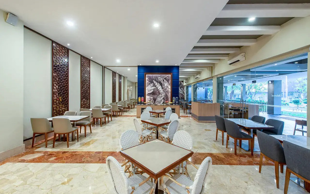 Oakwood Hotel & Apartments Taman Mini Jakarta