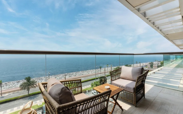 Waves - Premium Seaside Retreat With Private Beach