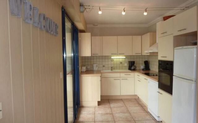 Attractive holiday home in Moëlan-sur-Mer with garden