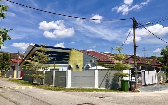 H & H Guest House (Melaka Homestay) 马六甲晋巷民宿