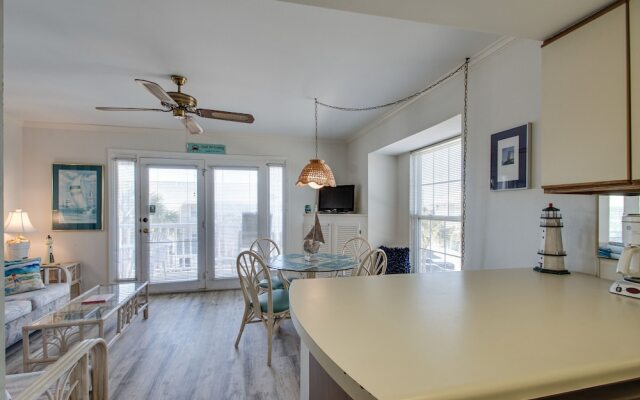 Summer Breeze 312 1 Bedroom Condo by RedAwning