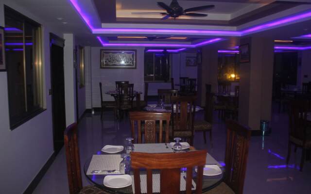 Khan Continental Hotel & Restaurant