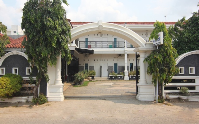 Hotel Garuda by OYO Rooms — 2-star hotel in Bandar Jaya