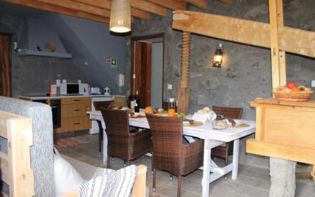 Vinea Lava Praia Campo Pico