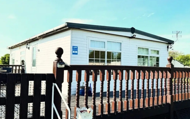 Pet Friendly - 6 Guests - Haven Lakeland