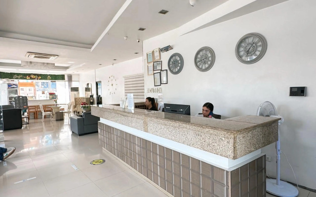 S&M Hotel