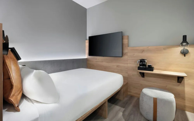 Moxy London Piccadilly Circus