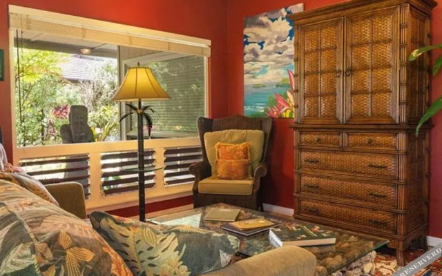 Hale Ohana by RedAwning