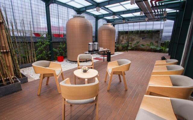 Kuretakeso Kemang Hotel