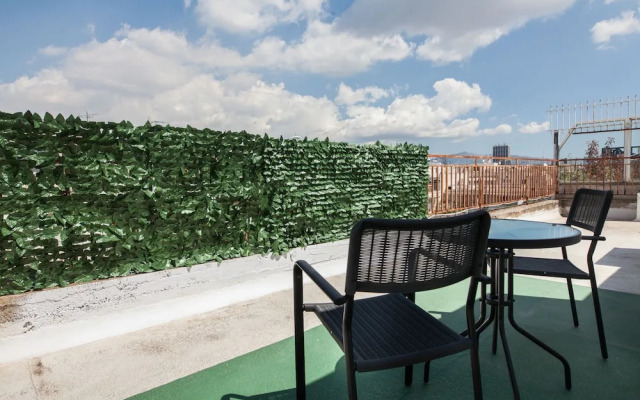 Cozy Retire with Amazing Lycabettus View