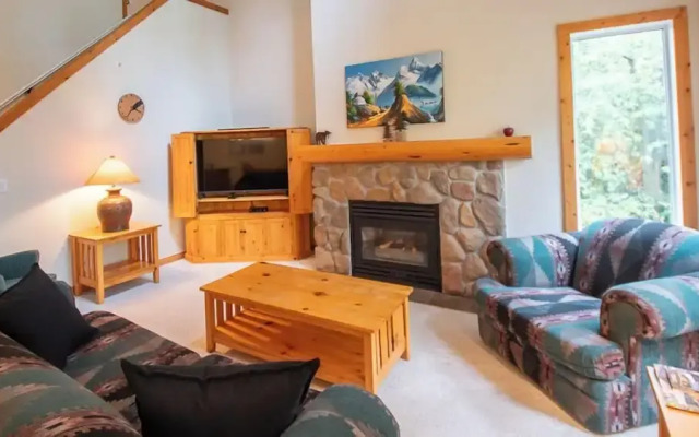 Stone Creek Chalets by FCR