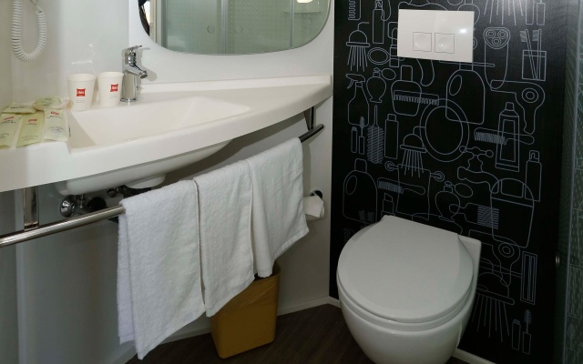 Ibis Kunming Beijing Rd