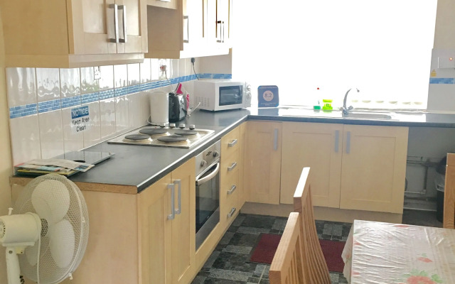 Martindale Holiday Home