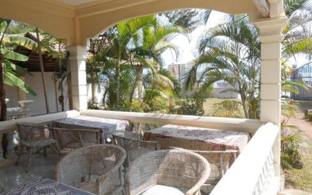Mali Guesthouse