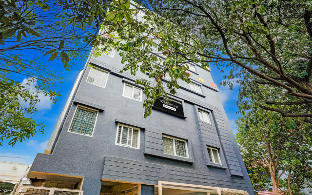 Super Townhouse Hebbal Dasarahalli Formerly Otium Suites