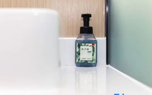 Rezen (Yining Administrative Service Center)