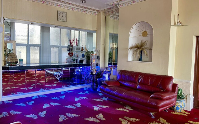 OYO Diamond Hotel Eastbourne